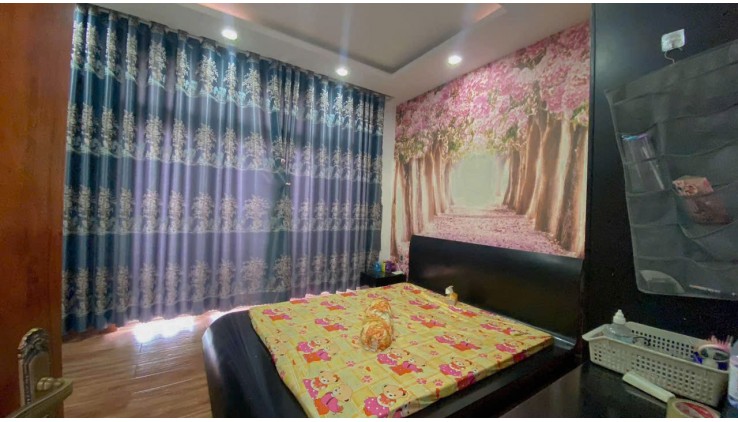 Bán nhà Mặt tiền Bình Giã, ngay Cộng Hòa - Hoàng Hoa Thám, DT: 5x20m, 4 Tầng, 15.8 tỷ