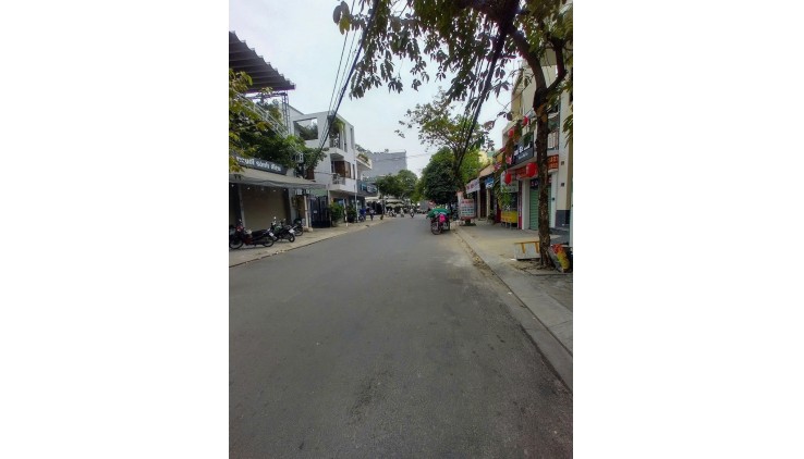 CHO THUÊ NHÀ MẶT TIỀN ĐƯỜNG 79, TÂN QUY, QUẬN 7