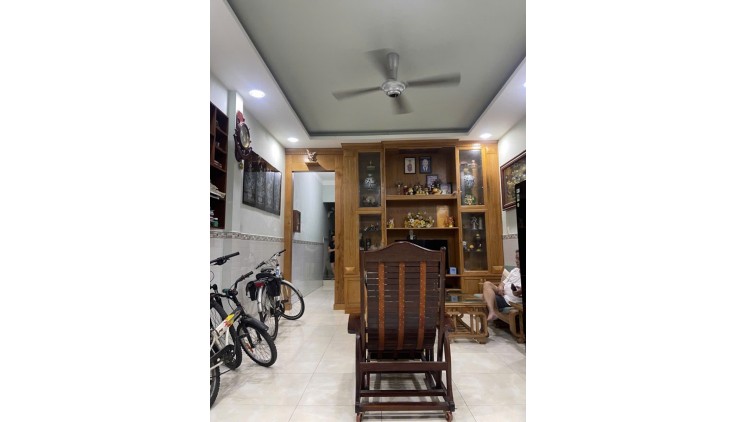 SIÊU PHẨM BÌNH TÂN-NGANG 4.2M-DÀI 15M-NỞ HẬU NHẸ TÀI LỘC-HẺM RỘNG 8M THÔNG-NHƯ MẶT TIỀN-CHỈ NHỈNH 5 TỶ.