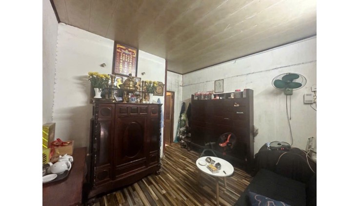 Bán nhà Gò Vấp- Quang Trung, 65m2 ( 4*16.5m), nhà 2 tầng, HXH, ngay vincom,2 mặt hẻm, 5.85T