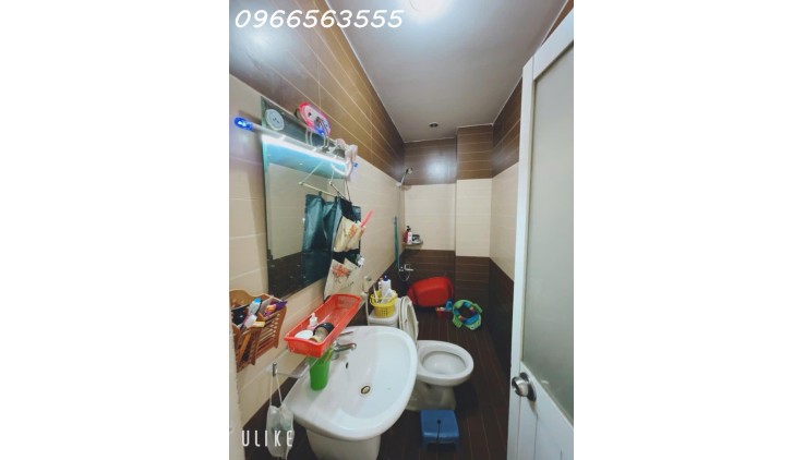 Bán căn hộ chung cư Phường 3 - Quận 4- 44m2- 2 tỷ tl