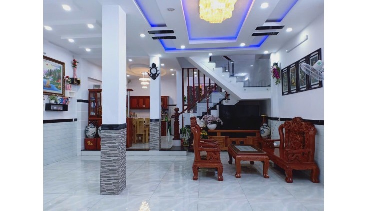 NHÀ TÂN BÌNH - HẺM XE TẢI KINH DOANH THÔNG- DT 100M2 VUÔNG- NGANG 7 ĐẸP - 5 TẦNG 8 PHÒNG + SÂN THƯỢNG - NHỈNH 12 T.Ỷ