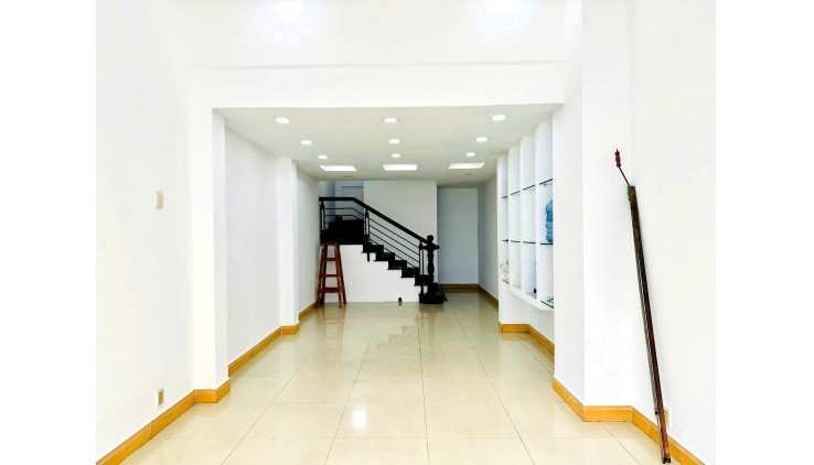 Cho thuê nhà 1T3L 150m2 3pn mặt tiền đường 1 - Linh Tây