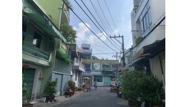Gấp bán Lương Minh Nguyệt hẻm xe hơi vào nhà 1 trục 30m ra mặt tiền 62m2 chỉ 3ty6 tỷ