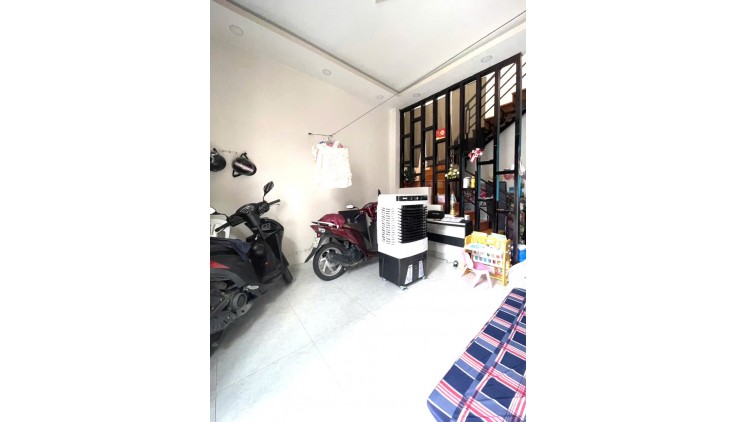 Giảm sốc 300 tr, Lê Văn Việt, Q9, DTS 124m2, Hẻm 7m, Nhà mới ở Ngay, chỉ 4ty nhỉnh.
