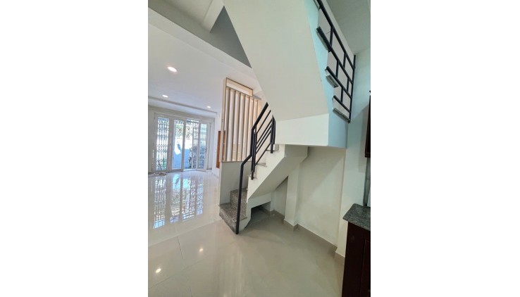 Nguyễn Du - Phường 7 -  Quận Gò Vấp -3,3 tỷ