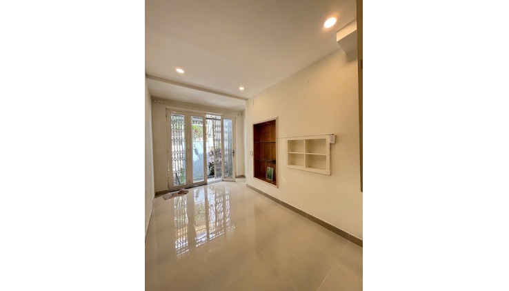Nguyễn Du - Phường 7 -  Quận Gò Vấp -3,3 tỷ