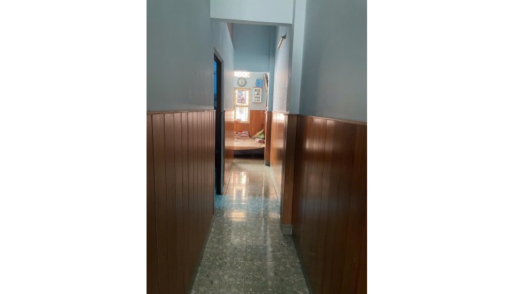 Bán nhà Tân Bình- Âu cơ, chính chủ lâu đời, 3 T, 51m2(4.6*11m), hoàn công đủ, hẻm thông, 5.8T