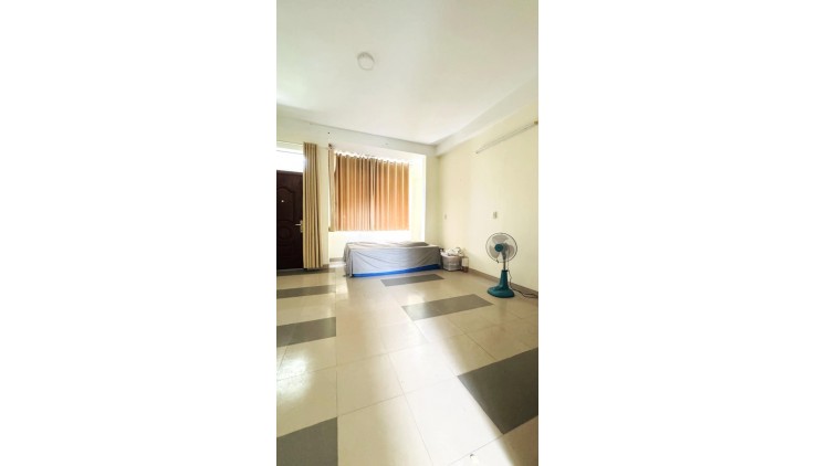 Bán nhà VTKD 8M thông Tân Hương quận Tân Phú 8.8 x 8M chỉ 5.4 tỷ tl