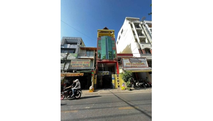 Cho thuê nhà mặt tiền 4,5 tầng số 57 Nguyễn Minh Hoàng ,phường 12,quận Tân Bình ,TPHCM