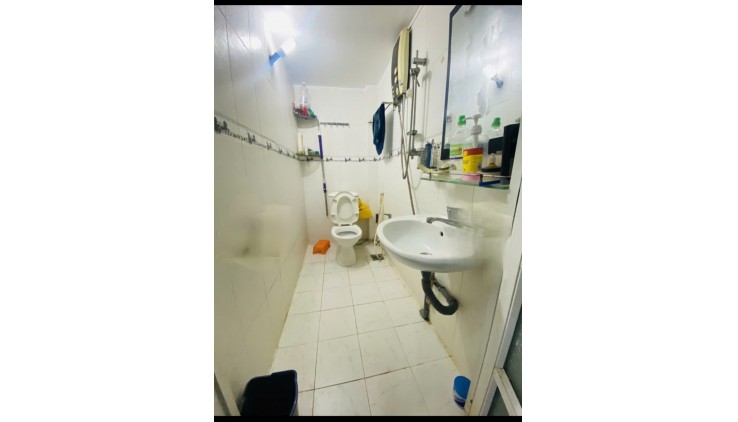 Nhà Vị Trí Đẹp Kênh Nước Đen 31mz,, chỉ 4.2 tỷ Bình Hưng Hoà A Bình Tân