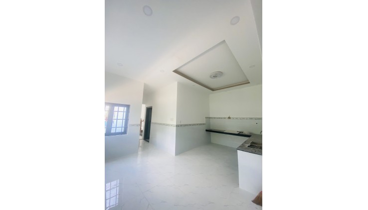 Nhà mới 2 tầng 139m2 Bình Chánh QL1 ngang 6m chỉ 4 tỷ TL.
