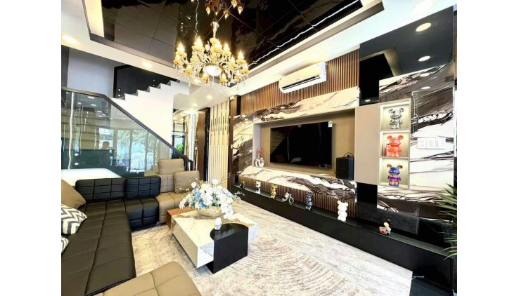 Bán nhà Quận 7,5 lầu 76m2 , 6 phòng ngủ, hẻm xe tải chỉ 8,88 tỷ