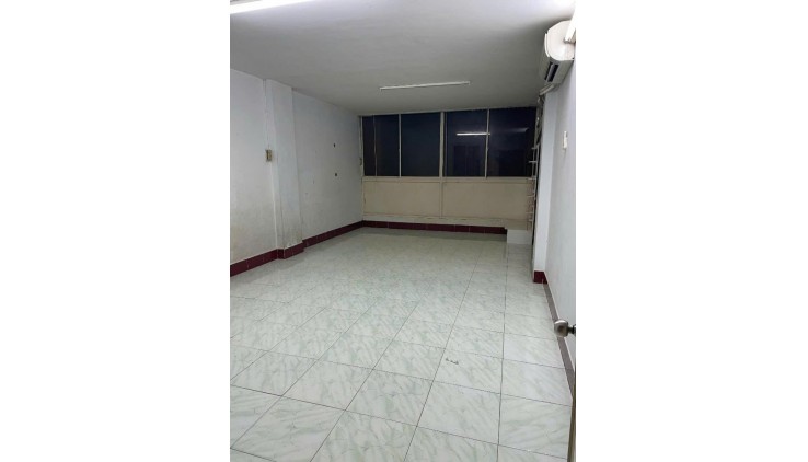 MT KINH DOANH SÂM UẤT Q6 - GIA PHÚ SÁT KHU CHỢ LỚN 72M2 GIÁ CHỈ 18 TỶ
