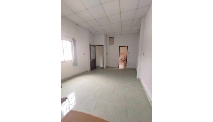 Bán nhà riêng lẻ 65m2 2 tầng Nguyễn Thị Tần phường 2 quận 8 giá chỉ 8 tỷ