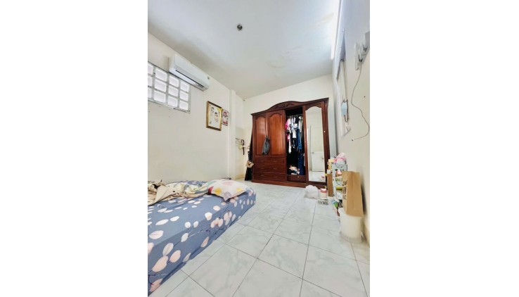 Bán Gấp nhà Tây Thạnh Tân Phú BICSI Trường Chinh hẻm 1 sẹc Thông 60m2 ,2 Tầng 4 tỷ 1