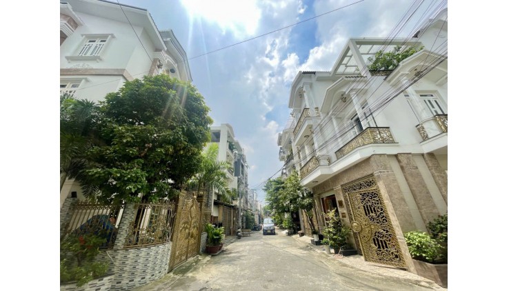 Bán Gấp Biệt Thự góc 2 mặt tiền Đ số 15 BHH hẻm 8m thông 100m2 ,4 Tầng đúc BTCT Nhỉnh 12 tỷ