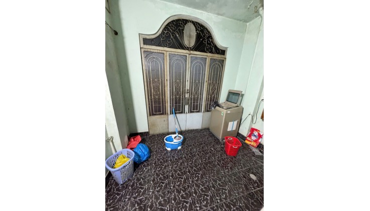 Bán nhà Mặt tiền Nguyễn Biểu - ngay Nguyễn Trãi, Nguyễn Văn Cừ, 3.3x12m, 5 Tấm, 12.6 tỷ