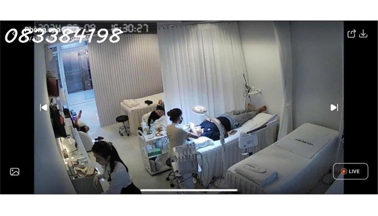 Chuyển về Viện Thẩm Mỹ Huỳnh Văn Bánh full diện tích nên mình sang lại mặt bằng Spa đã Decor xinh xắn sẵn tại Phú Nhuận