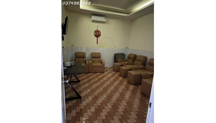 GÓC SANG NHƯỢNG Do kg có nhân viên e cần sang tiệm massage ngay Trung Tâm Hành Chính Huyện Bình Chánh