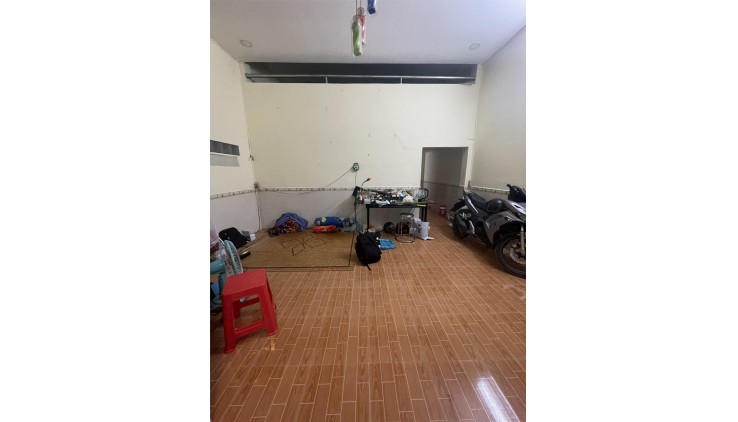 Nhà xe hơi đỗ trước cửa, kế khu Làng đại học Phước Kiển, cách MT LVL chỉ 50m, sổ hồng riêng, 3tỷ4