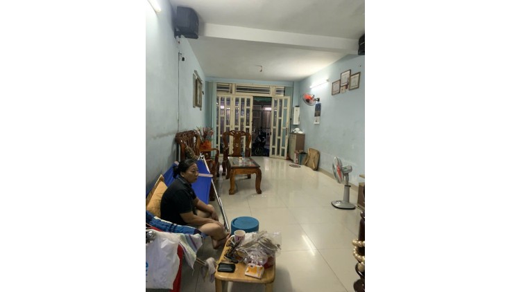 Âu Dương Lân phường 3 quận 8 Bán nhà riêng giá chỉ 9,5 tỷ 63m2 3 tầng hẻm 7m