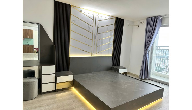 Cần tài chính bán gấp căn hộ Quận 2 100m2 3PN full nội thất, dọn vào ở ngay