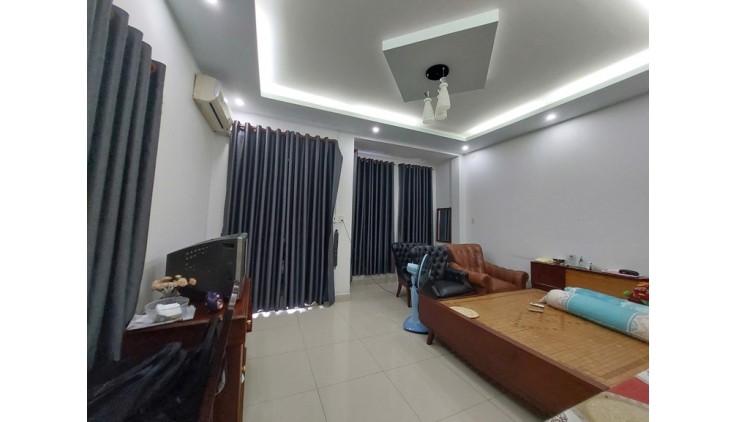 NHÀ Chính Chủ - Giá Tốt - Bán Nhà Mặt Tiền Kinh Doanh Sầm Uất Nhất Chợ Hoa Cau, Phước Long B, TP Thủ Đức