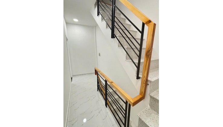 Nhà đẹp HXH 1trục thông, P13 Bình Thạnh, 5.3mx6.9m, 3tầng BTCT, nhỉnh 4tỷTL