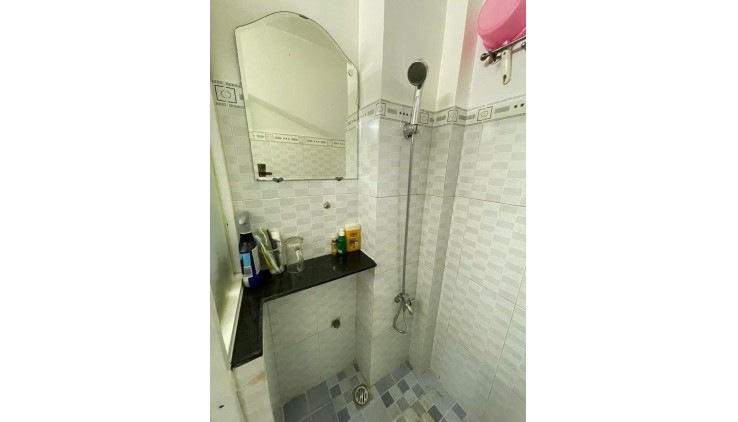 N87 - Nhà Bán QUẬN 1 - Trần Quang Khải - 2 TẦNG  - 2PN - HẺM 3M  - 22M - Chỉ 2 tỷ 850