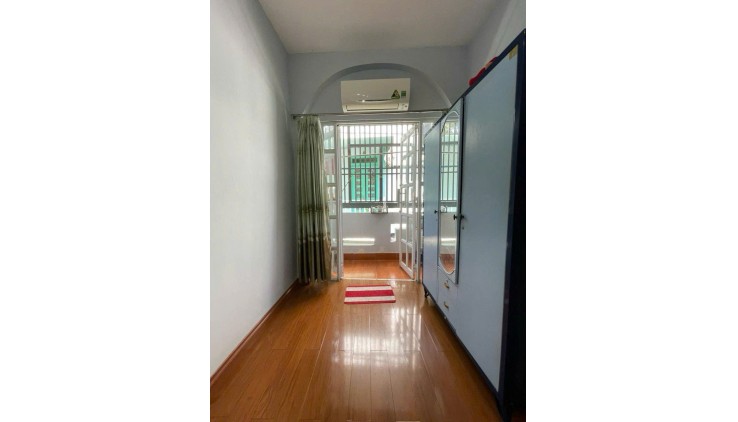 N87 - Nhà Bán QUẬN 1 - Trần Quang Khải - 2 TẦNG  - 2PN - HẺM 3M  - 22M - Chỉ 2 tỷ 850