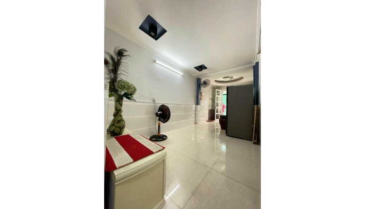 N87 - Nhà Bán QUẬN 1 - Trần Quang Khải - 2 TẦNG  - 2PN - HẺM 3M  - 22M - Chỉ 2 tỷ 850
