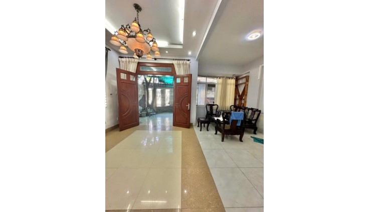 Bán nhà Lô góc HXH 8m  Âu Cơ -  Lê Đại Hành, Q11, 8x14m, 3 Tầng - 4PN, 15.5 tỷ (TL)