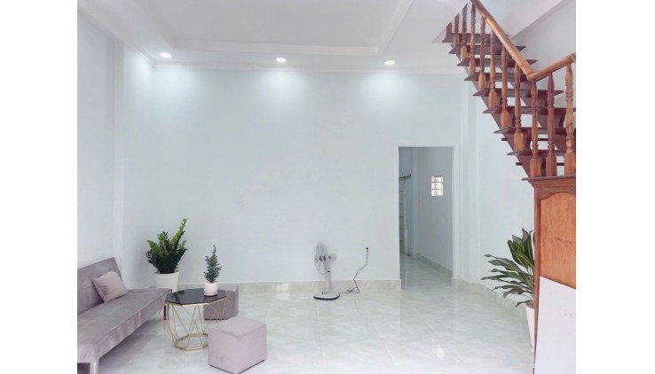 NHÀ CỰ.C ĐẸP Ở NGAY - 62M2(5x12,1m) CHỈ 4,15 TỶ - LINH CHIỂU THỦ ĐỨC