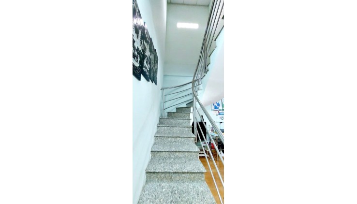 MẶT TIỀN đường số SIÊU ĐỈNH, Q2, DT 100 m2( 5 x21 )m2, 2 tầng, mới, chỉ 8.99T.