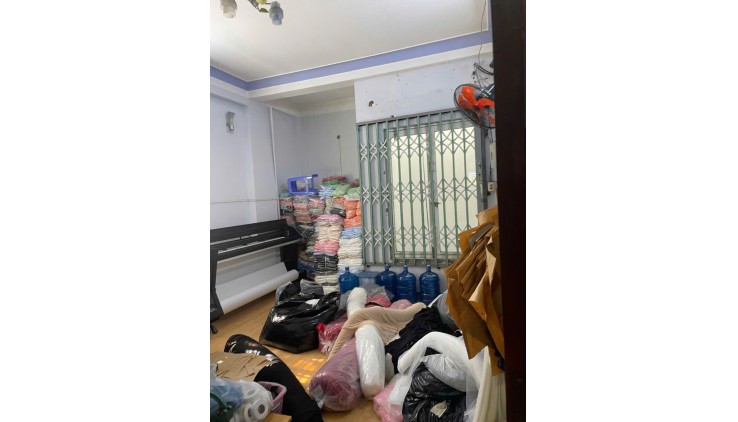 Bán nhà mặt tiền Lê Lăng, Tân Phú, 5 tầng, 4m x 19m, đường nhựa 12m, chỉ 10.4 tỷ