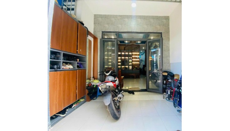 Nhà đẹp- giá tốt Cần Bán Nhanh Căn Nhà vị trí Đẹp Tại  TP Thủ Đức, TPHCM
