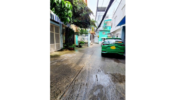 Bán Nhà Hẻm 5m Đường Trần Văn Quang,Tân Bình, DT 4x11m, 2 Tầng, 2PN.
