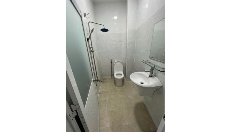 Bná nhà Tân Phú, Lũy Bán Bích,75m2, ngang 5m, dòng tiền 11tr, nhà mới vào ở ngay, 6.4Tỷ