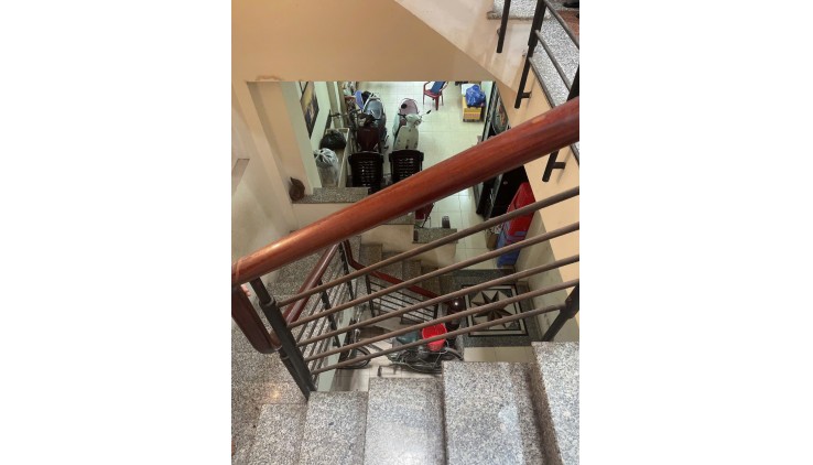 Bán nhà Quận 3- Lê văn sỹ( 3.5*23m), 4 tầng,7PN, Hxh, vị trí đắc địa, hoàn công đủ, 14.5Tỷ