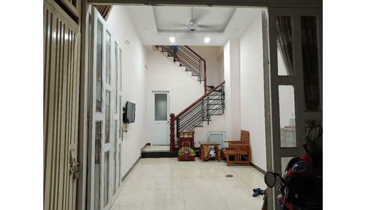 BÁN NHÀ MẶT TIỀN NHỰA 8M, PHƯỜNG PHÚ THUẬN, QUẬN 7. 80M2 Nhỉnh 8 tỷ