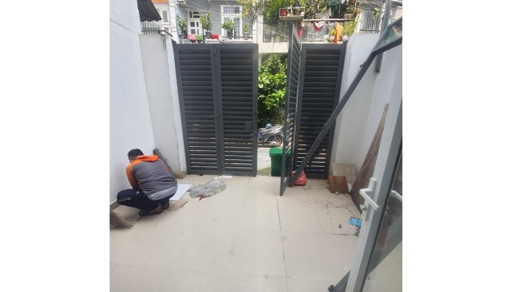 BÁN NHÀ GẦN BÌNH TRỊ ĐÔNG HẼM XE HƠI ĐUA NGANG 4X18M VUÔNG VỨC 4 TẦNG VỪA Ở VỪA CHO THUÊ GIÁ CHỈ NHỈNH 6 TỶ D3EBA1