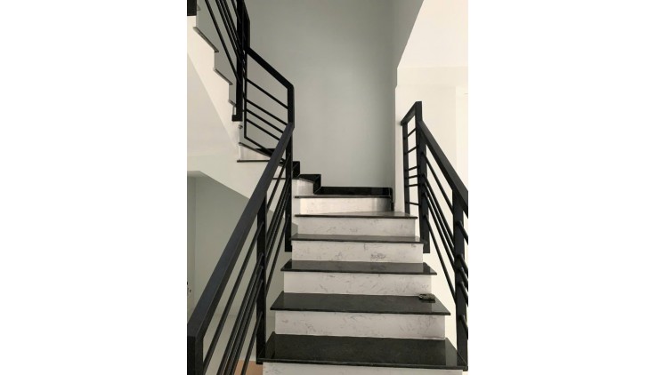 CĂN HỘ DỊCH VỤ 4 TẦNG, DÒNG TIỀN SẴN 32TR/ THÁNG - SÁT HIMLAM, QUẬN 7