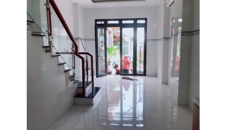 BÁN NHÀ MỚI 3 TẦNG, 4PN - NGANG  HƠN 4M, HẺM THẲNG 1 TRỤC, PHƯỜNG TÂN HƯNG, QUẬN 7