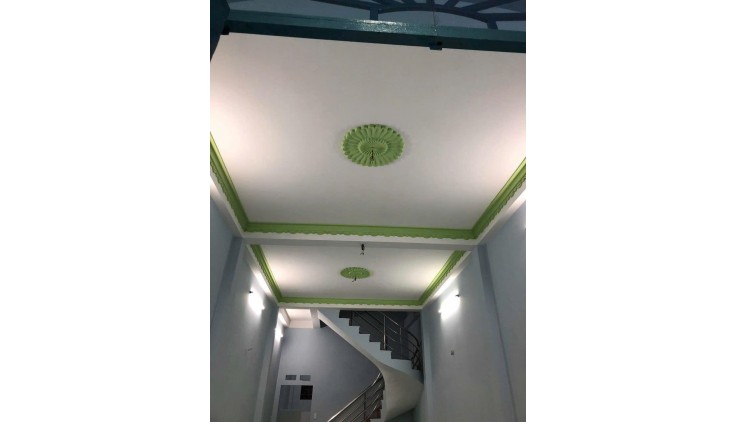 Bán Gấp nhà Bờ Bao Tân Thắng đi bộ ra AEON Tân Phú HXH 100m2 ,2 Tầng Nhỉnh 4 tỷ
