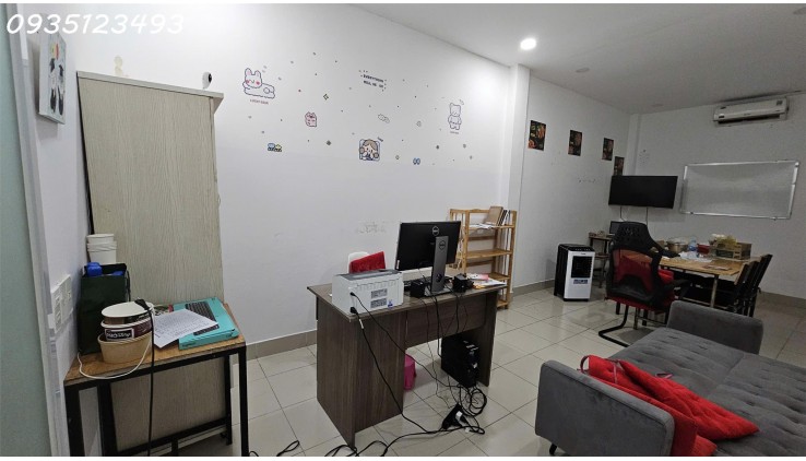 Cho thuê Văn Phòng giá rẻ Tân Phú, 40m2 chỉ 6 triệu, đầy đủ bàn ghế, sofa giường, máy lạnh, máy in, tivi.