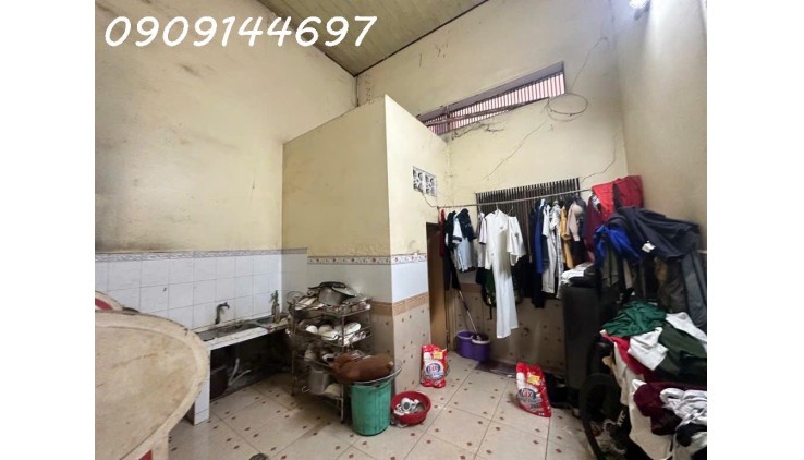 Nhà cấp 4 Mặt tiền đường TRUNG MỸ TÂY 9, phường TRUNG MỸ TÂY, Q12, dt 75m2 (4,1mx18,3m) Giá 5,3Tỷ