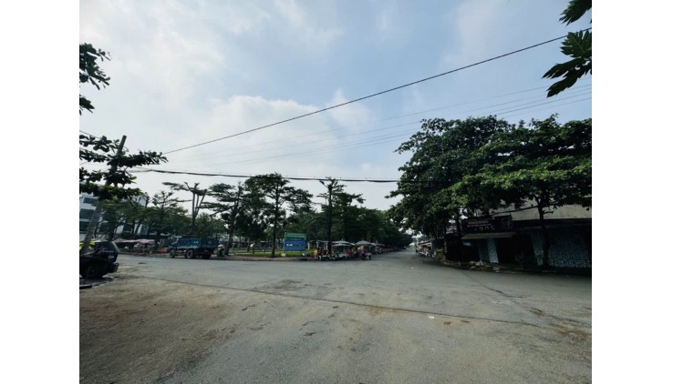MẶT TIỀN LỘ 10M LỀ 5M NGAY NGÃ TƯ SẦM UẤT - DỌC TRỤC KÊNH THAM LƯƠNG - GẦN TÊN LỬA AEON MALL - DÒNG TIỀN 40TR MÀ NHỈNH 7 TỶ.