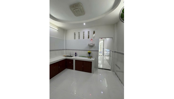 NHÀ 2 TẦNG 100M2 - HẺM XE HƠI NGAY AN LẠC - HƠN 4 TỶ.