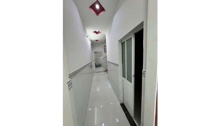 NHÀ 2 TẦNG 100M2 - HẺM XE HƠI NGAY AN LẠC - HƠN 4 TỶ.